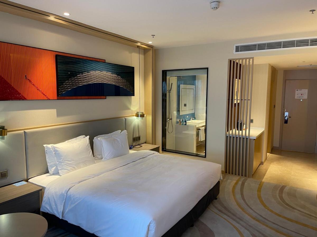 Holiday Inn Express Ulanqab Jining By Ihg Exterior foto